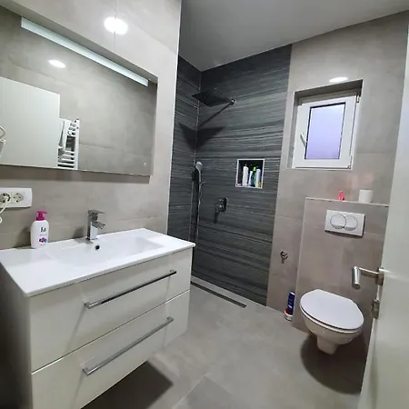 Apartament Bitunjac Gornji Karin